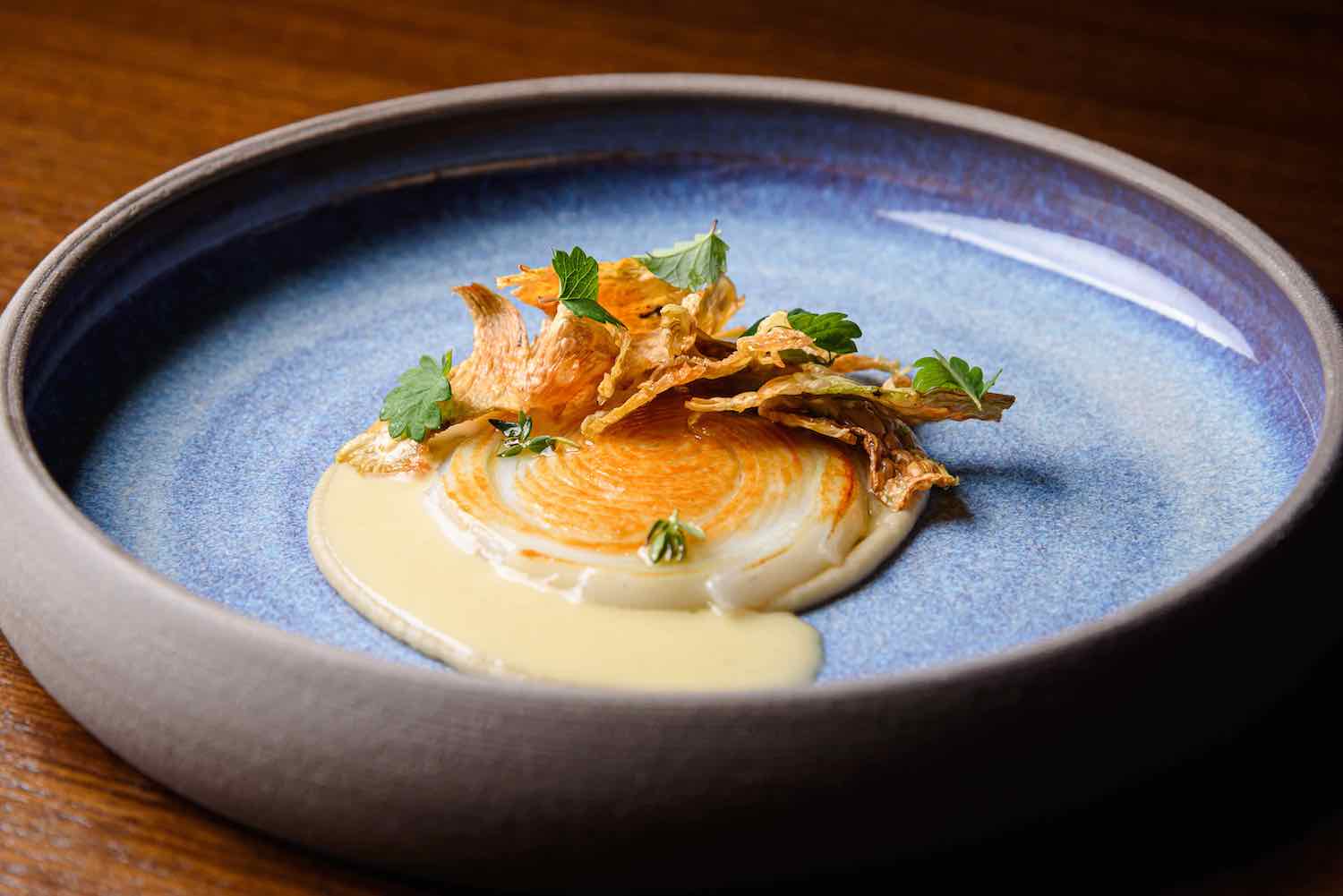 subject/scene: fine dining experience