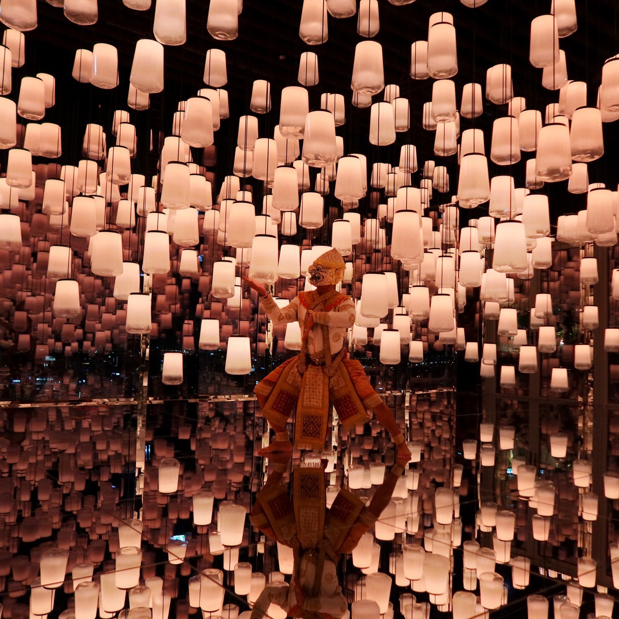 subject/scene: fine dining experience