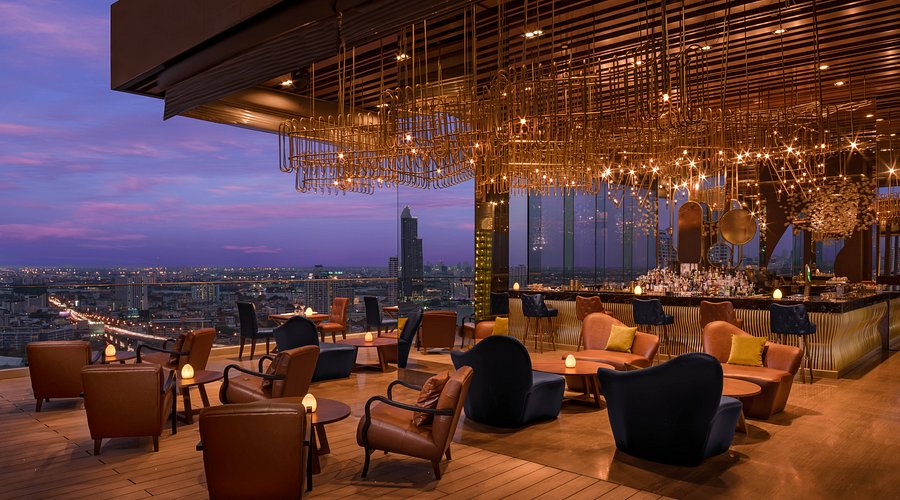 subject/scene: fine dining experience