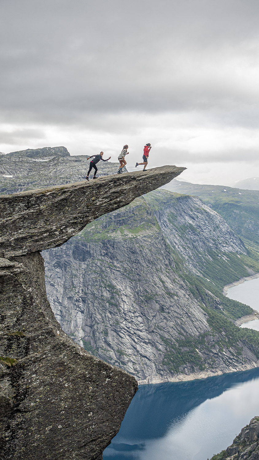 Iconic Needle VIew of Trolltunga