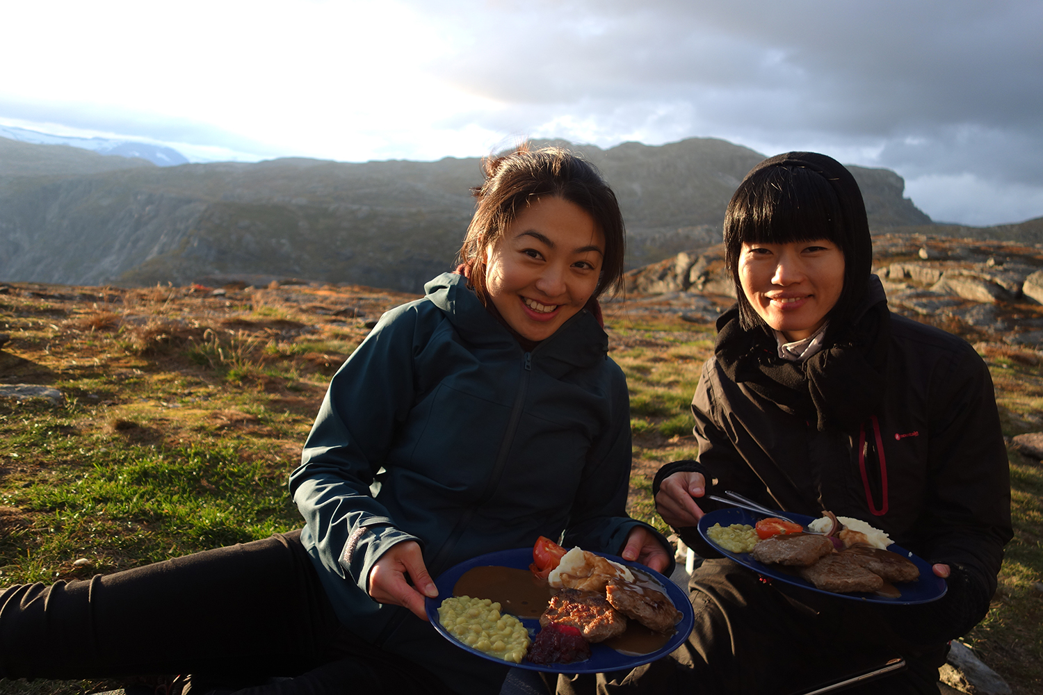 Stay in an arctic dome