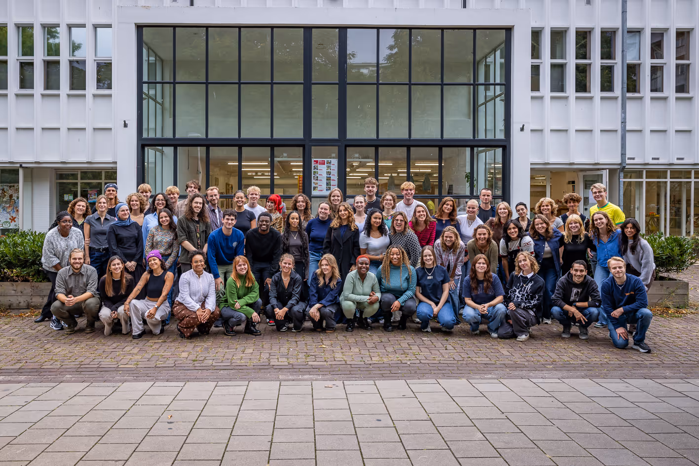 Groepsfoto VoorUiters seizoen 2025-2026