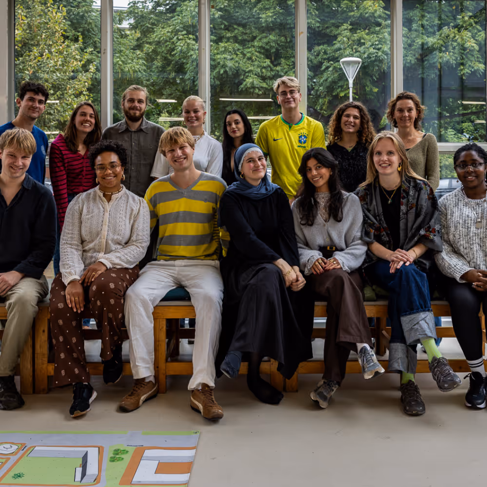 Over VoorUit - studenten en bewoners samen in de wijk