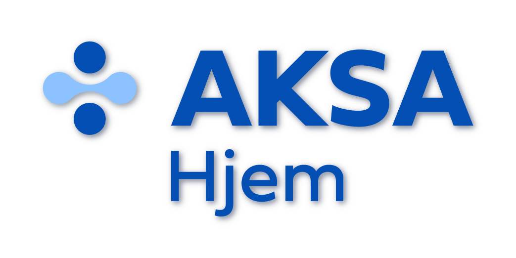 AKSA Hjem logo med blå bokstaver og et abstrakt symbol til venstre som består av fire sirkler, to mørkeblå og to lyseblå. Eksempel på ukorrekt bruk av logo.