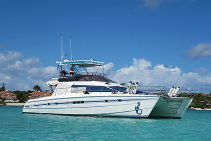 Excursión a Marie-Galante a bordo del catamarán L'Hippocampe Royal con salida desde Saint-François con La Créole Beach Hotel & Spa.