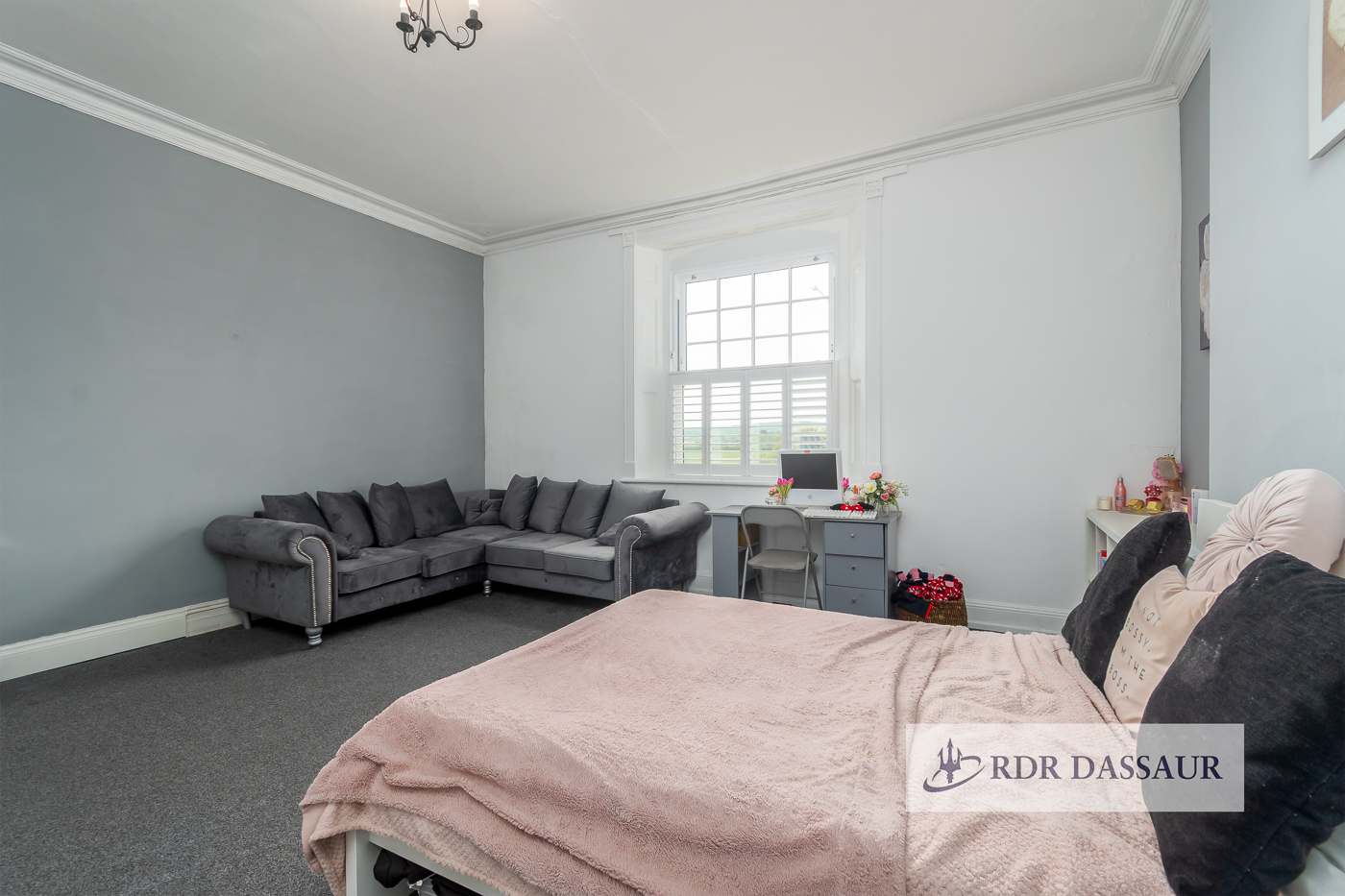 image of a school campus [background image]