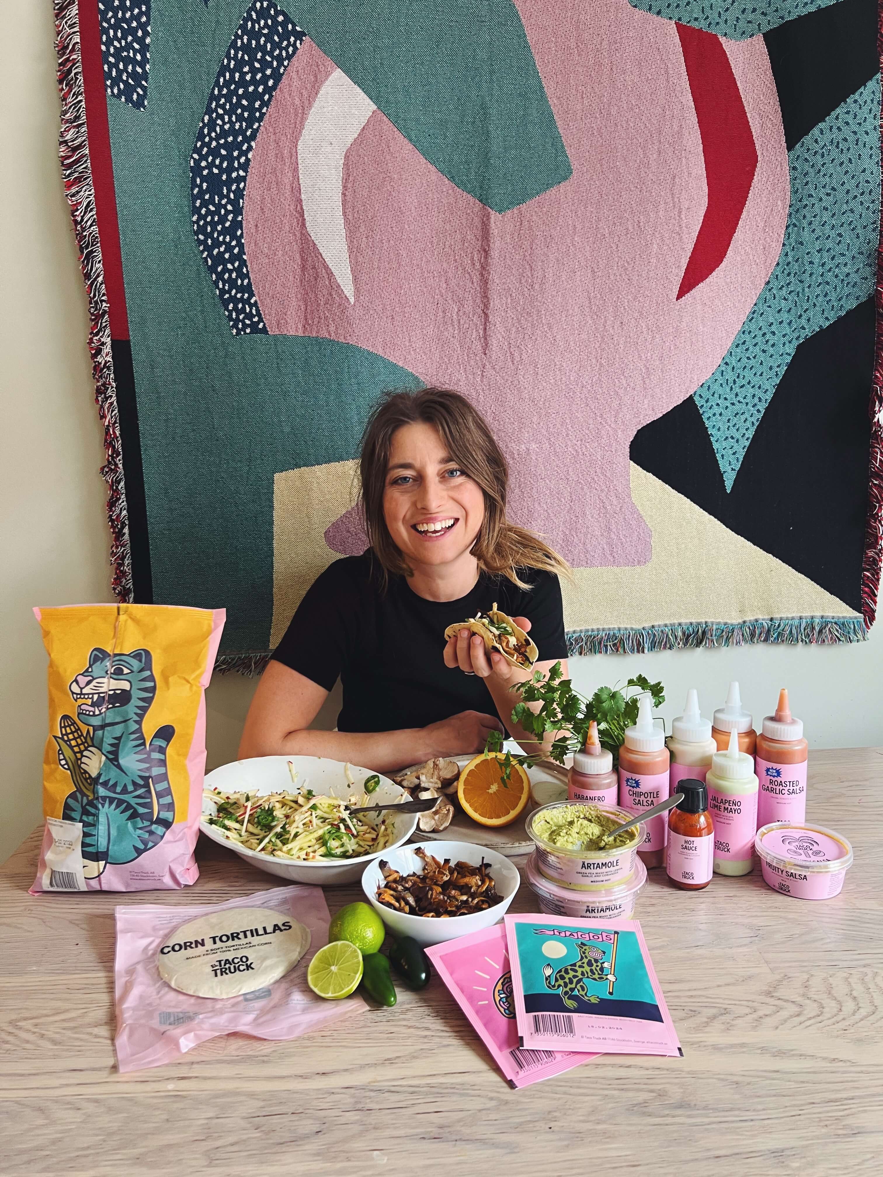 COOKALONG WITH SIRI BAJE | Mushroom Tacos with Ärtamole, Apple Salsa and Jalapeño Lime Mayo