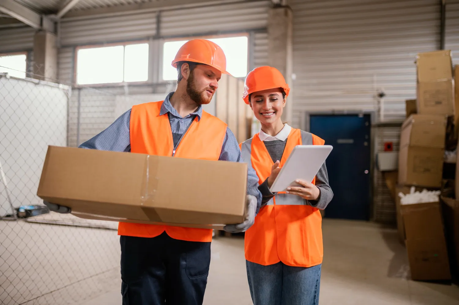 Pourquoi externaliser la logistique de votre e-commerce en 2025 : avantages, coûts et risques