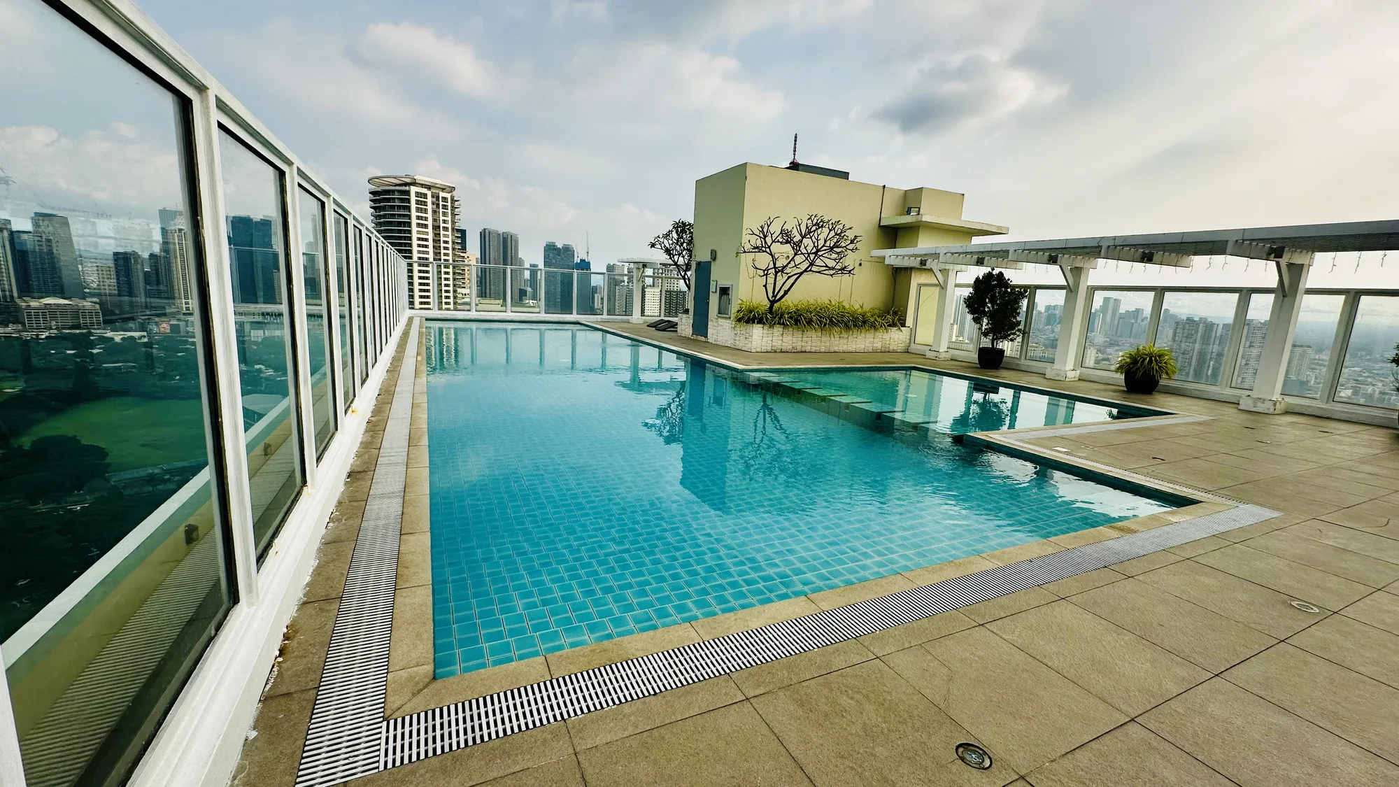 Mandaluyong, Metro Manila, Philippines