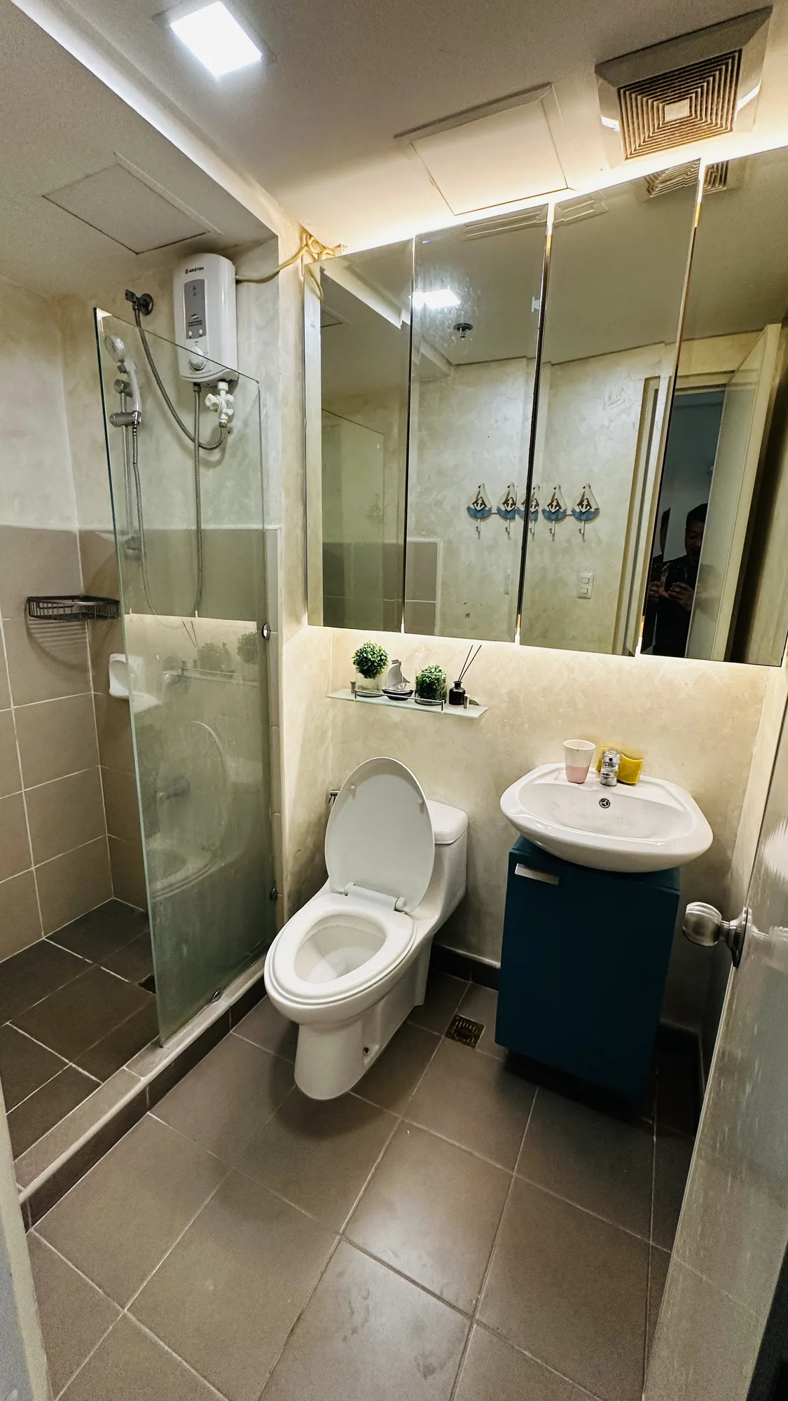 Quezon City, Metro Manila, Philippines