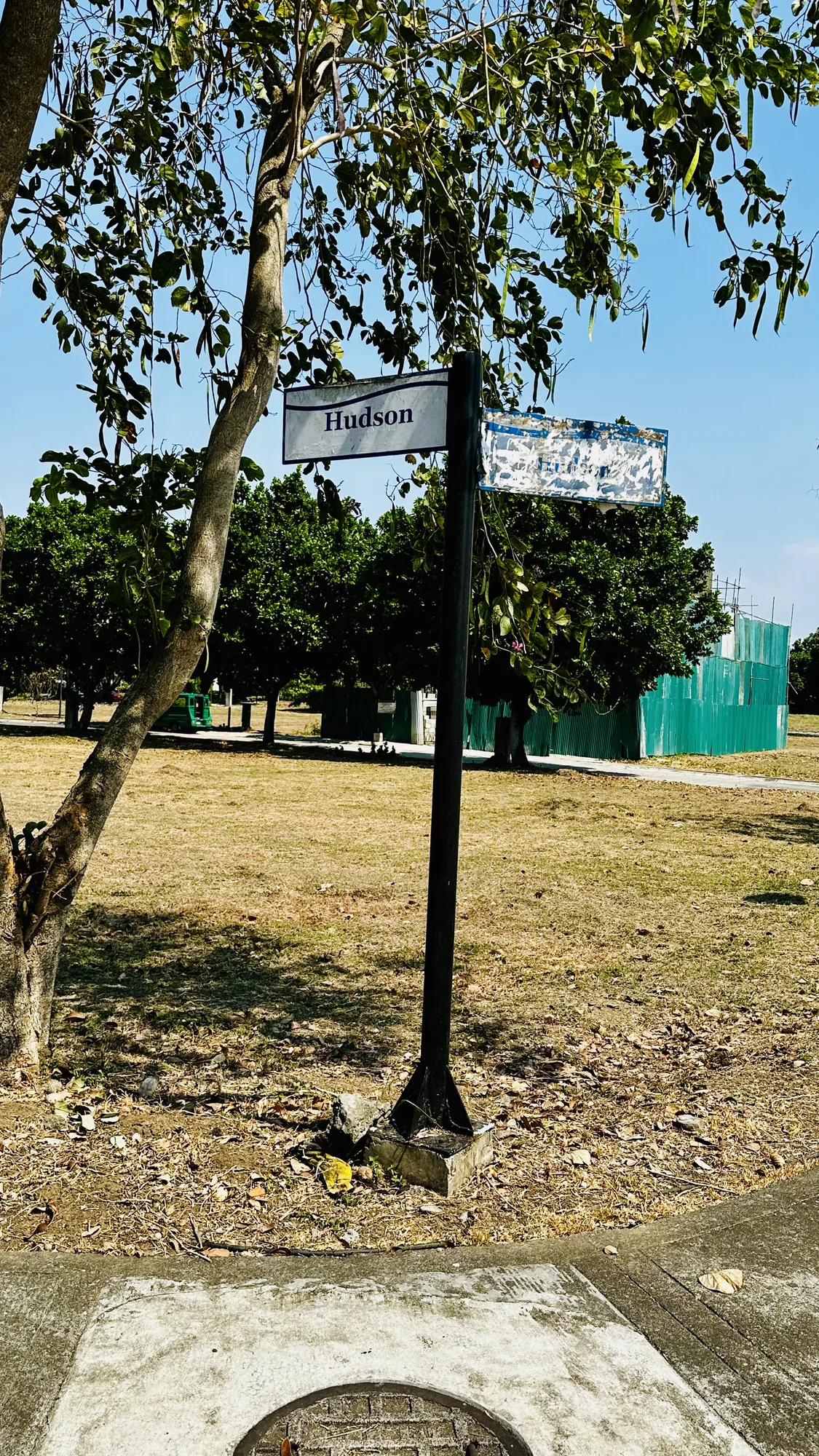 Santa Rosa, Laguna, Singapore