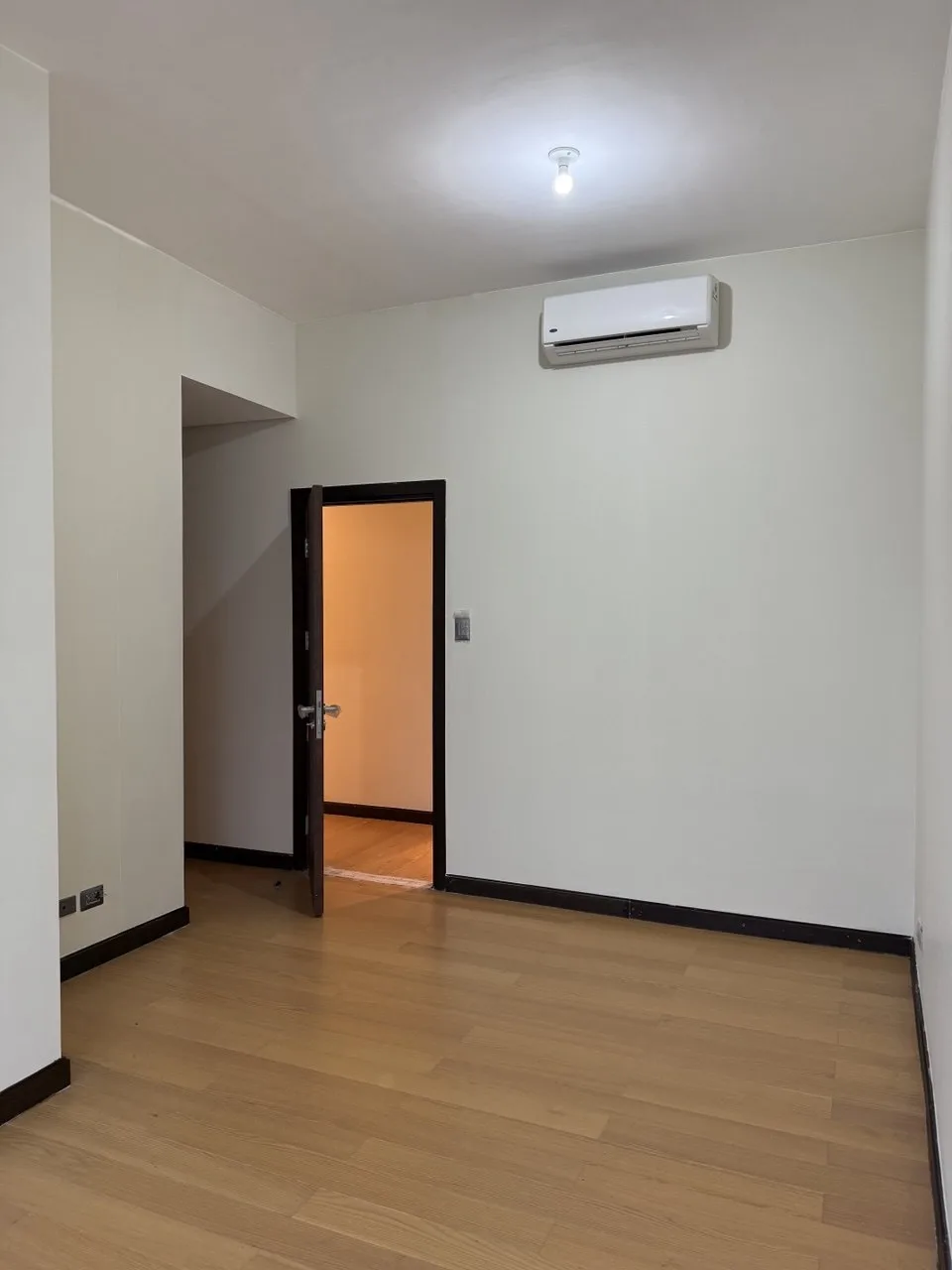 Mandaluyong, Metro Manila, Philippines