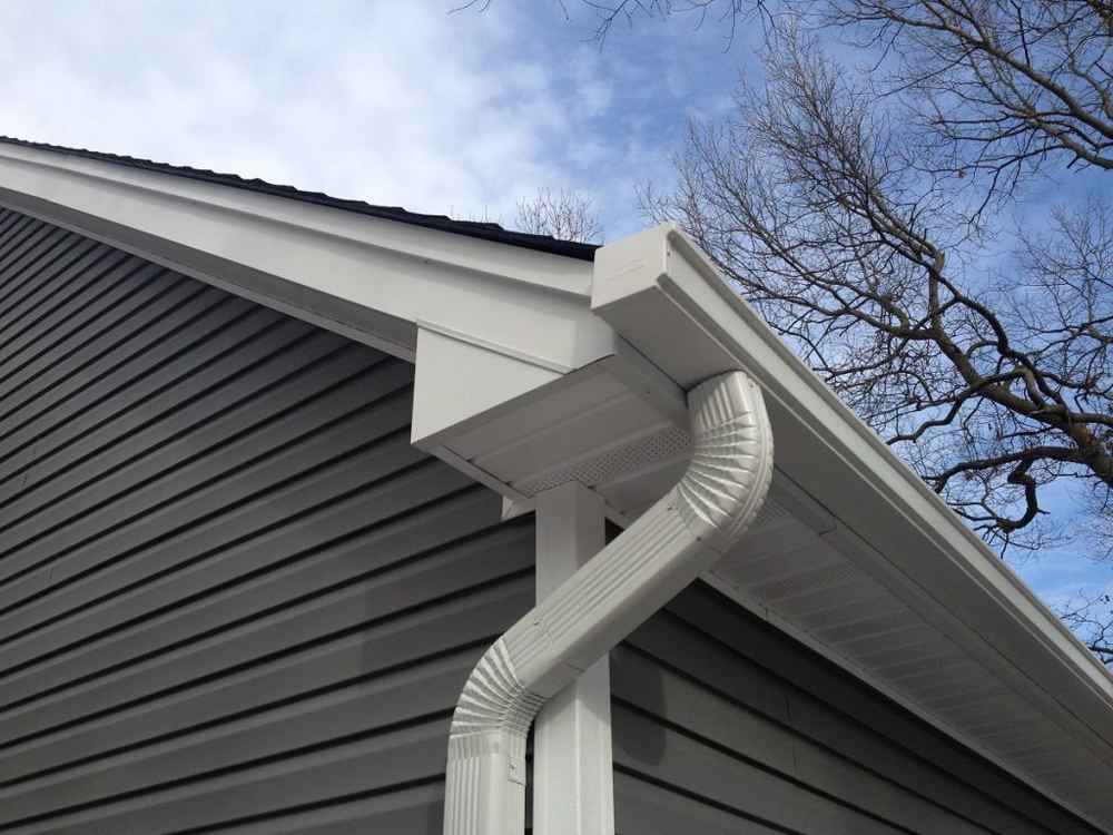 seamless gutter installation in Southeast Indiana