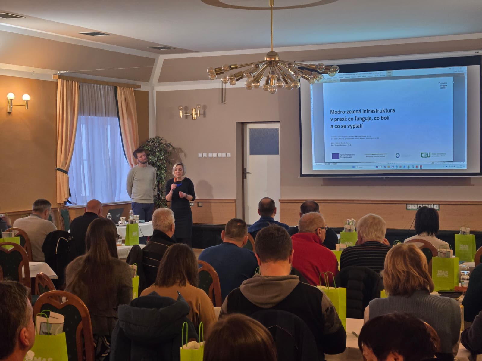 Modro-zelená infrastruktura v praxi, MAS Sokolovsko & Envirocentrum Chodov 