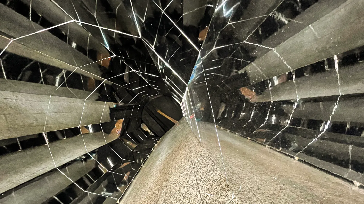 Adidas – Reflexion trifft Erlebnis.