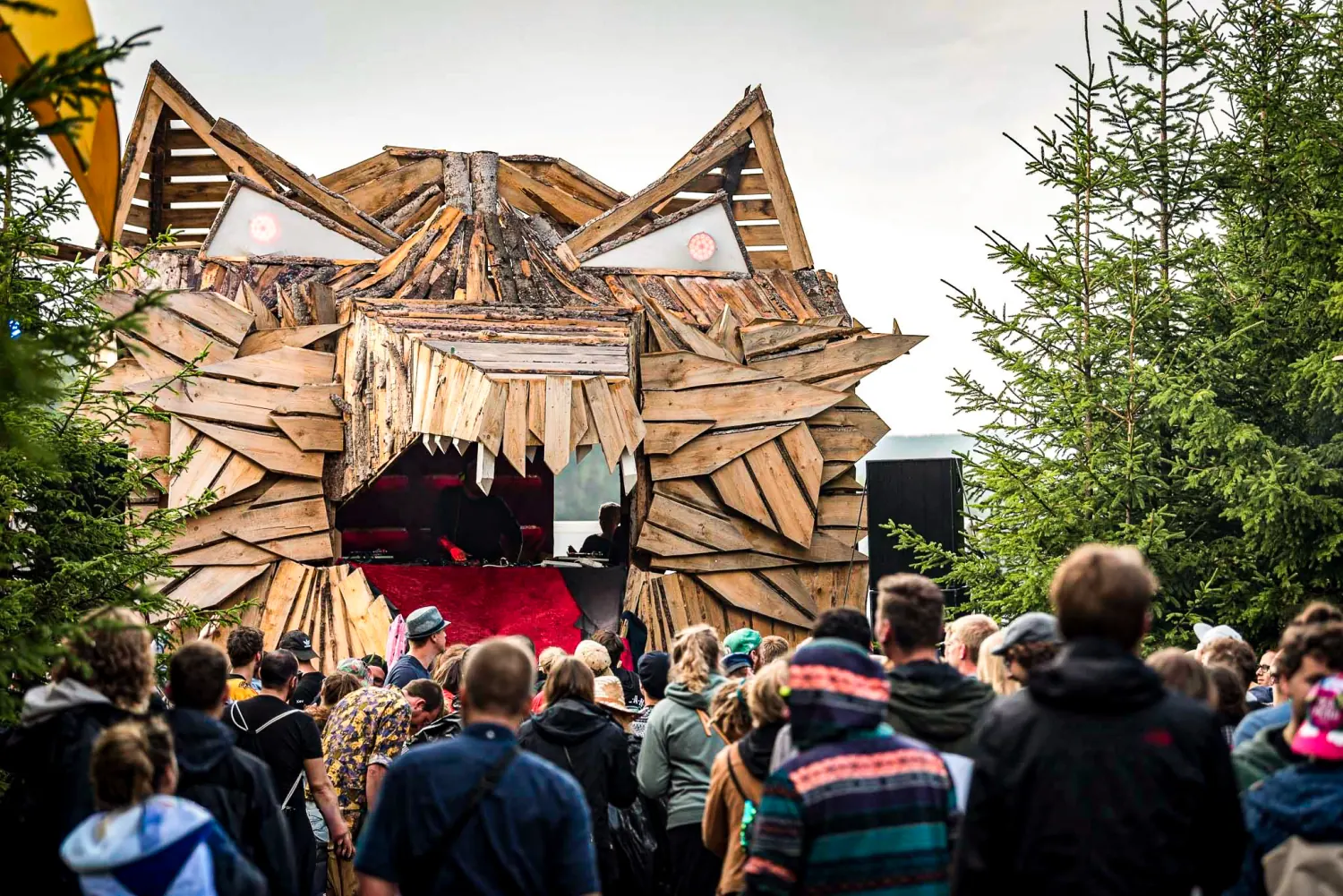 Rocken am Brocken – Tiere aus Holz.