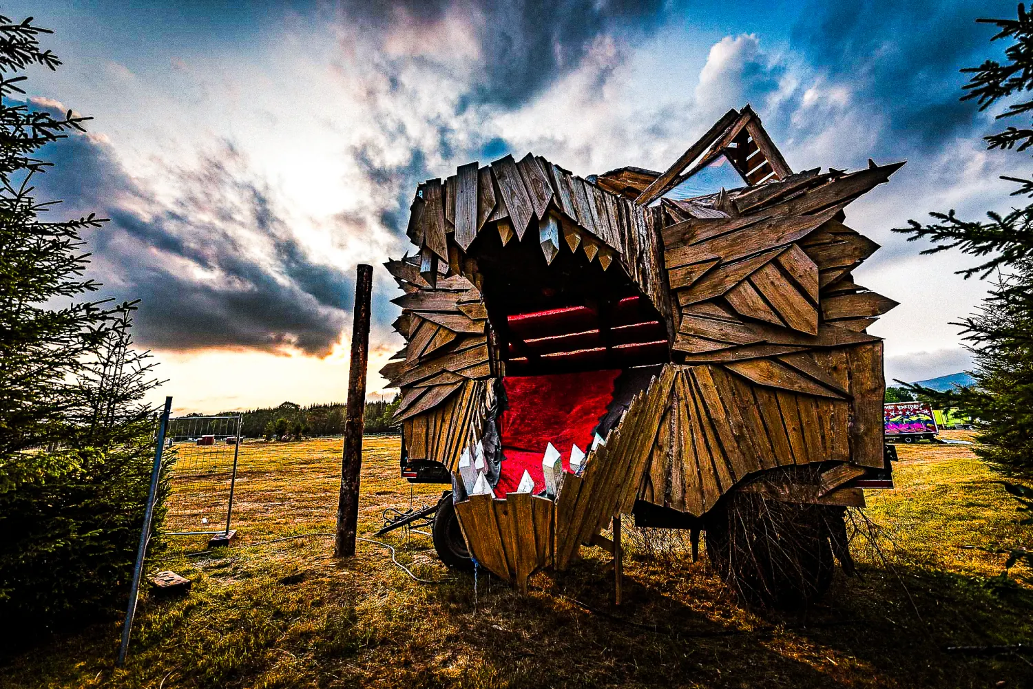 Rocken am Brocken – Tiere aus Holz.