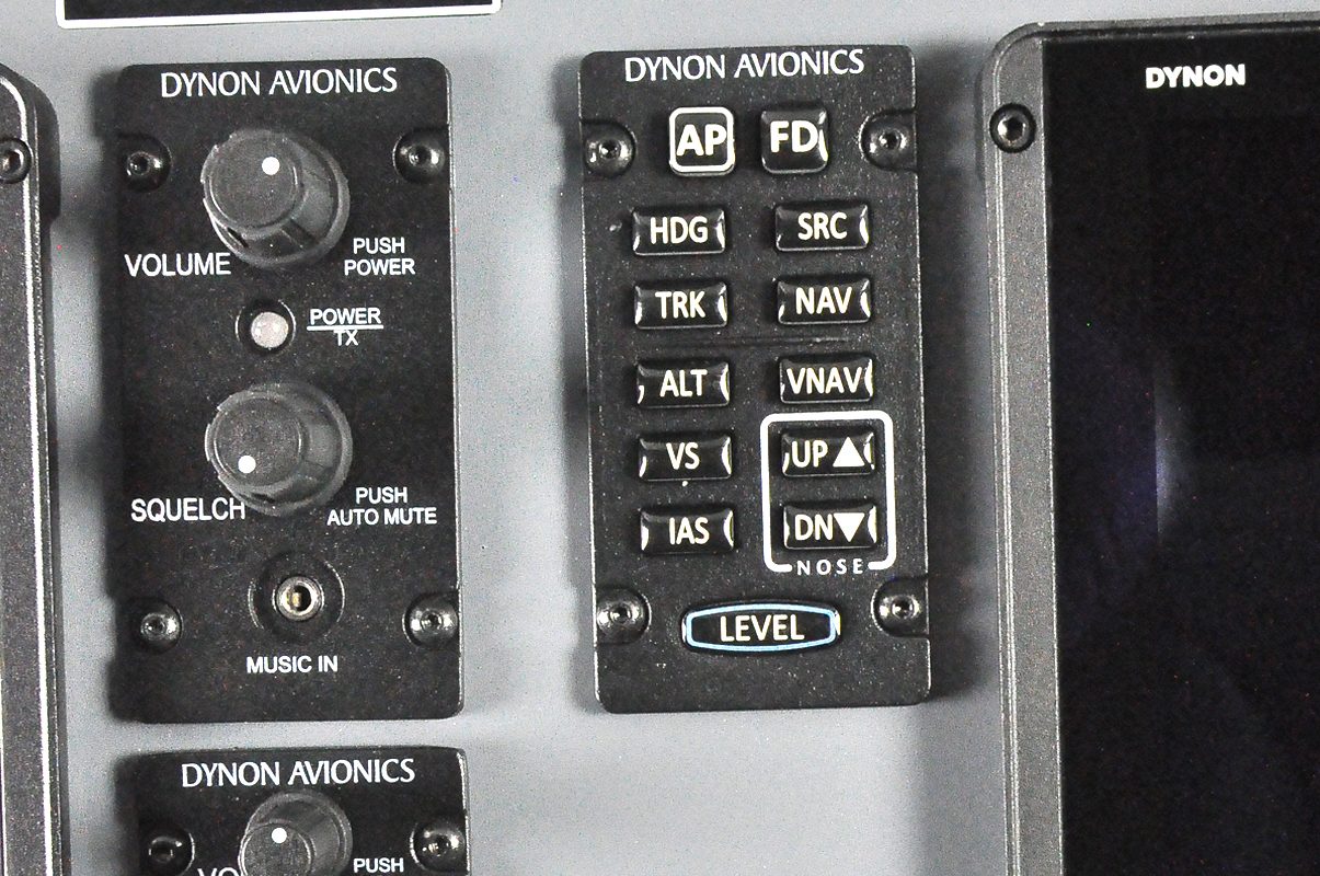 Dynon autopilot and radio controls in the Vashon Ranger R7