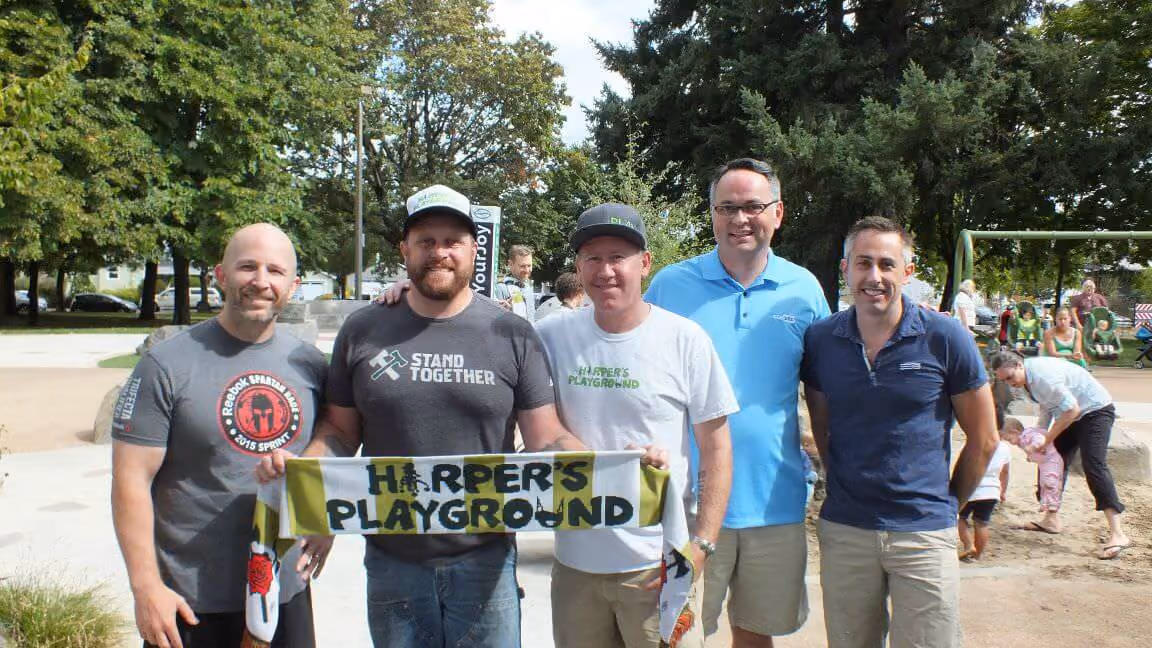 SEMpdx board members hang with Timber Joey