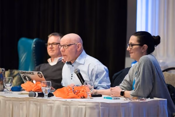 Marty Weintraub (center) speaks at Engage 2017