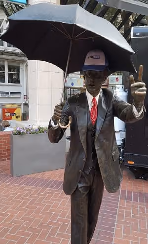 SEMpdx hat on a Pioneer Square statue