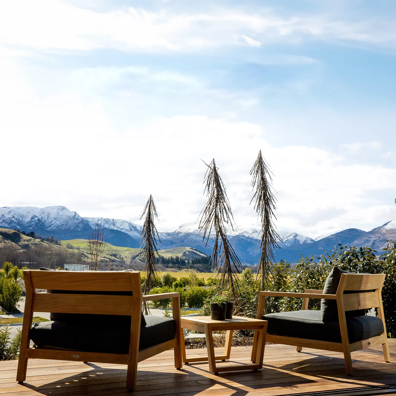 An amazing view of the Queenstown surrounds from a deck on the front row