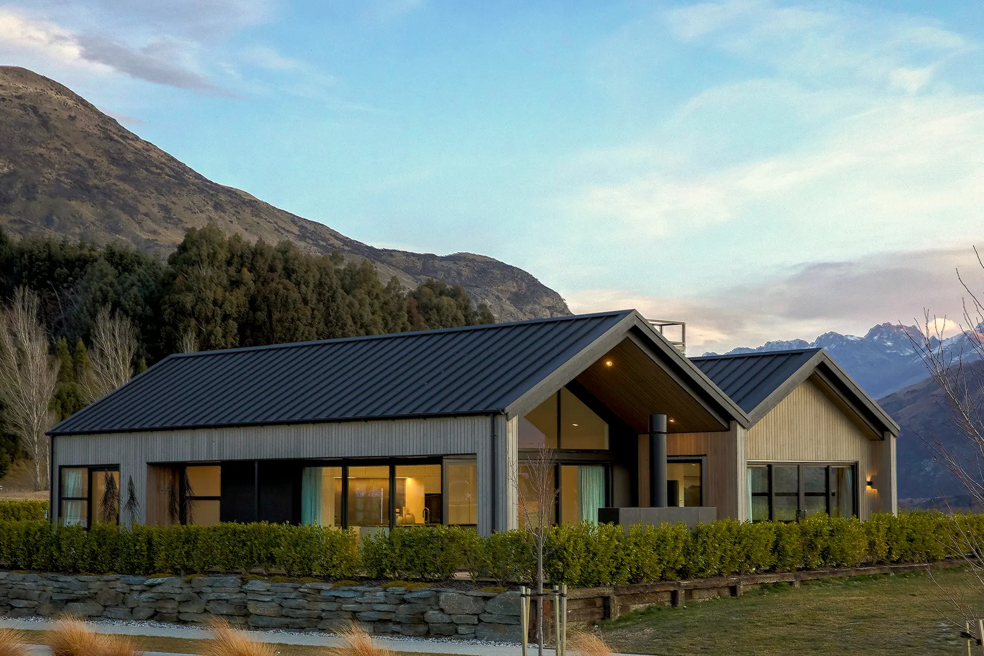 Beautiful home among the mountains in Queenstown
