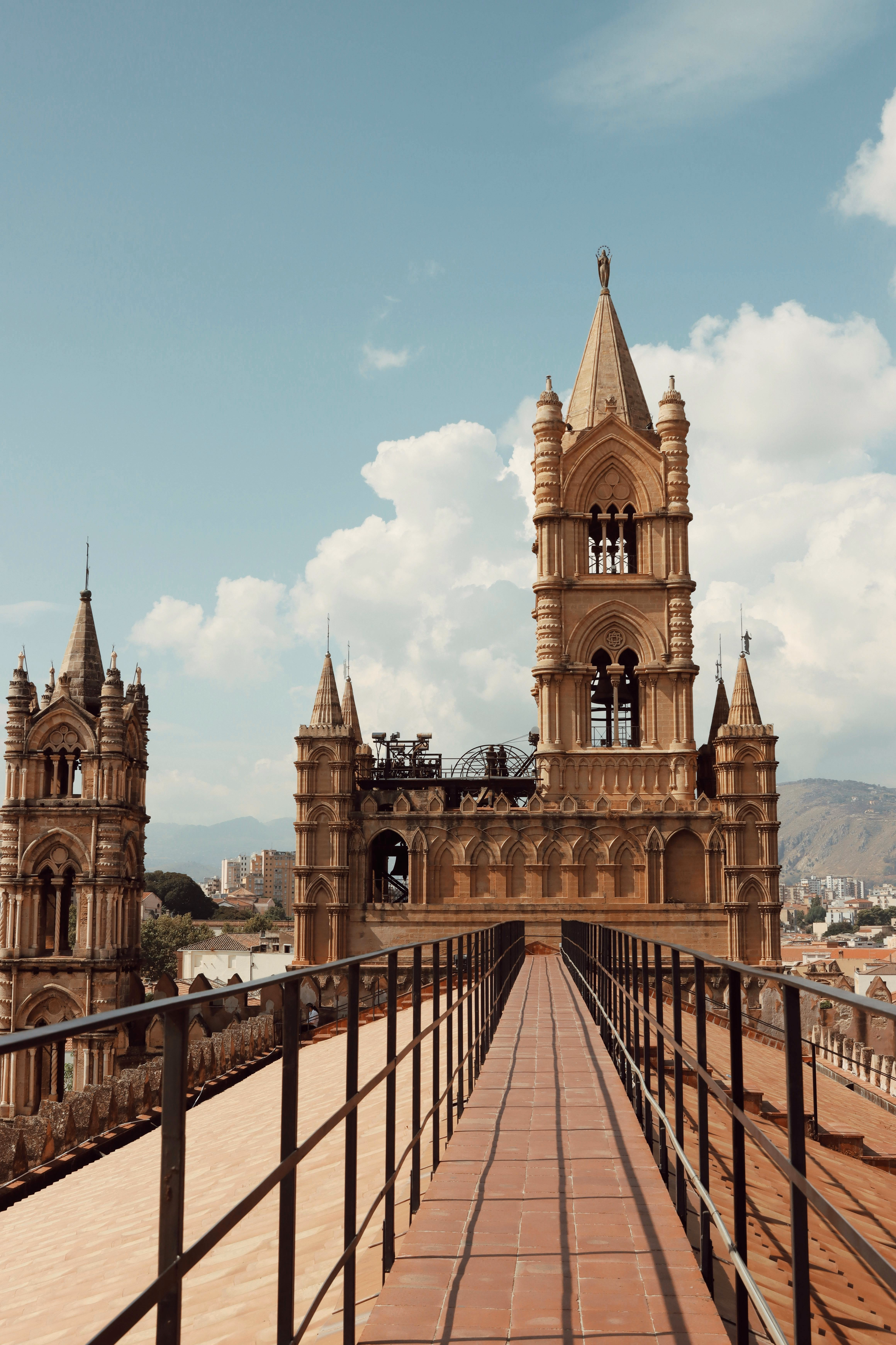 Welcome to Completely Italy, the new home of Long Travel.