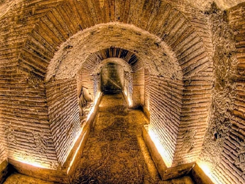 Naples Underground