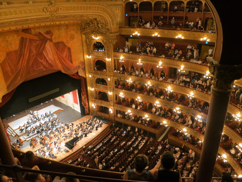 La Scala Backstage
