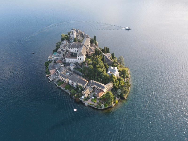 San Giulio Silence