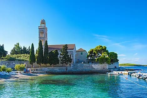 18 May 27 - Hvar
