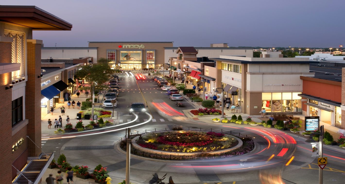 image of vehicle fleet for a moving & storage company