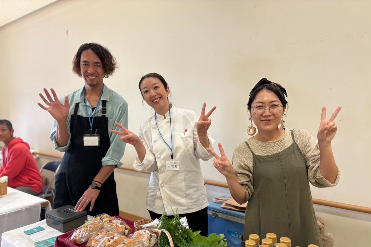 [digital project] image of a graphic design on a screen (for a web design agency)