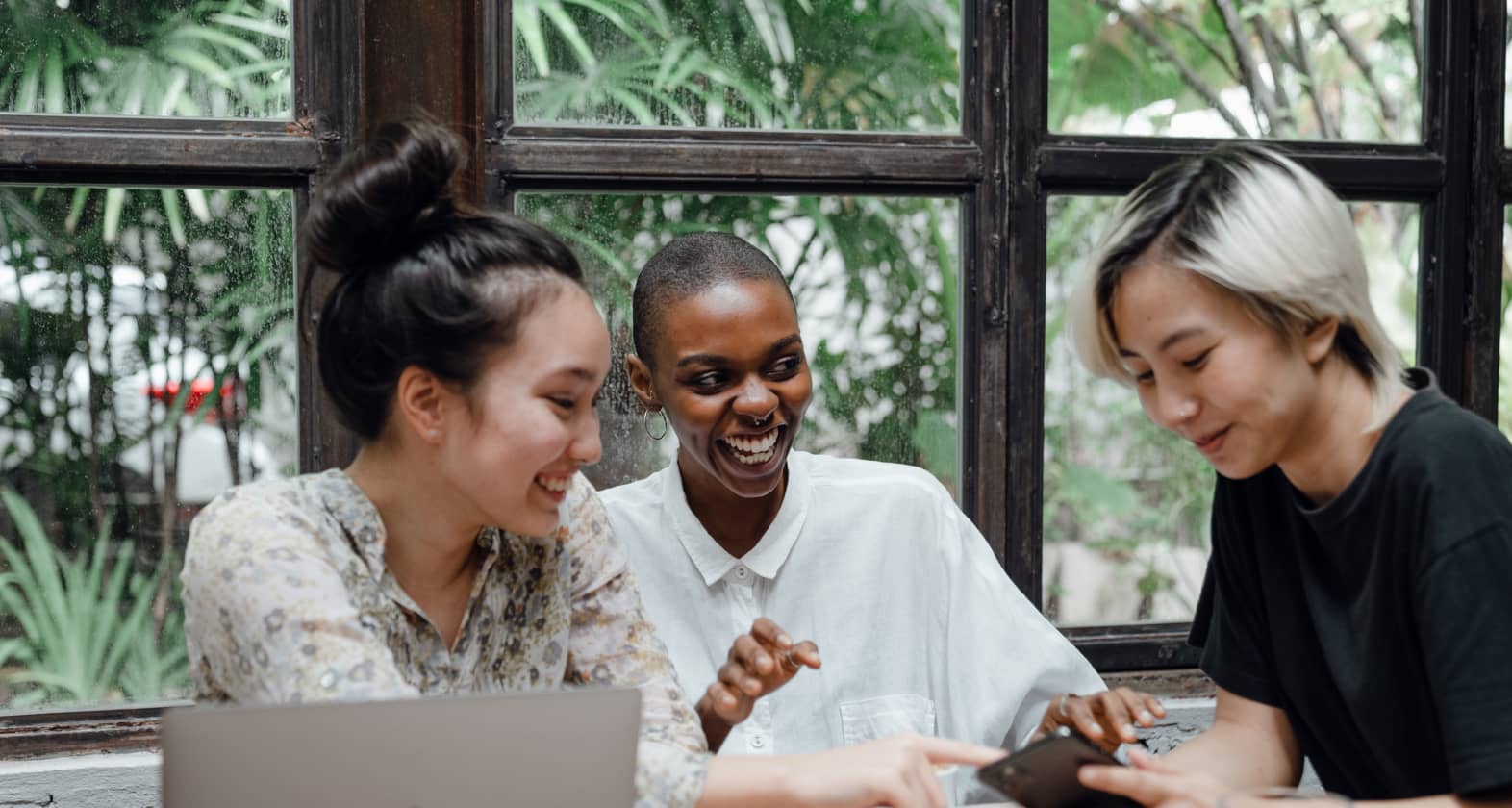 Blog Post Caption - Emailstudio X Webflow Template