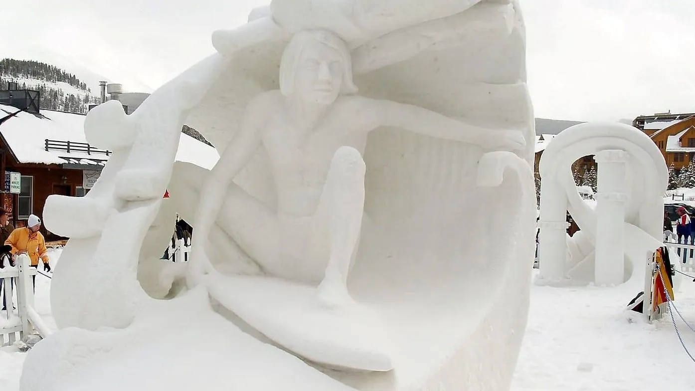 Snow_Sculptures_Breckenridge_CO