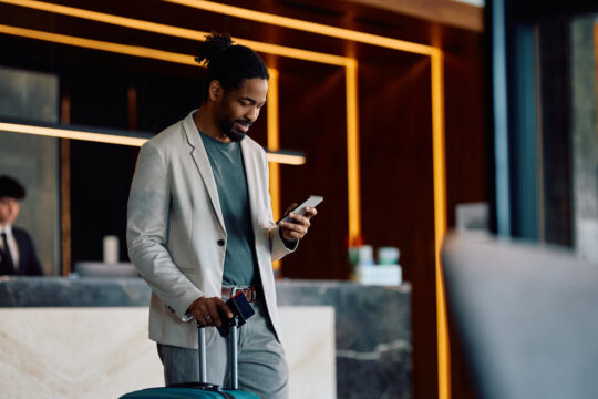 Why Mobile Technology is Essential for Today's Hotels and Their Guests article featured image