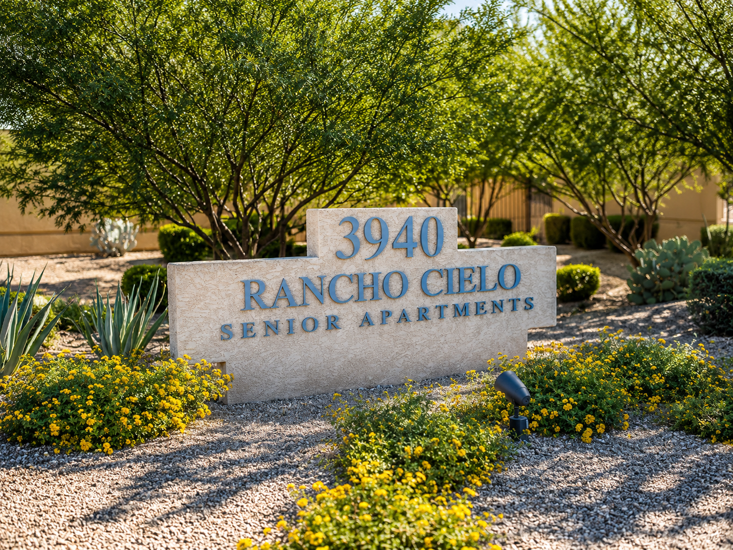 outside leasing sign