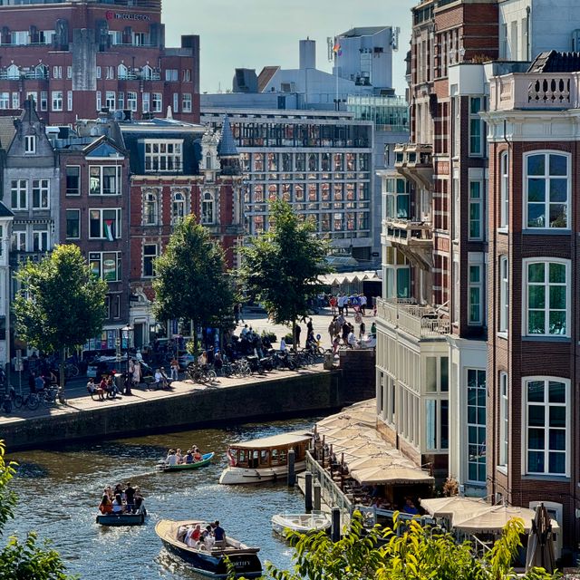 Goudbaar in de kluis in Amsterdam