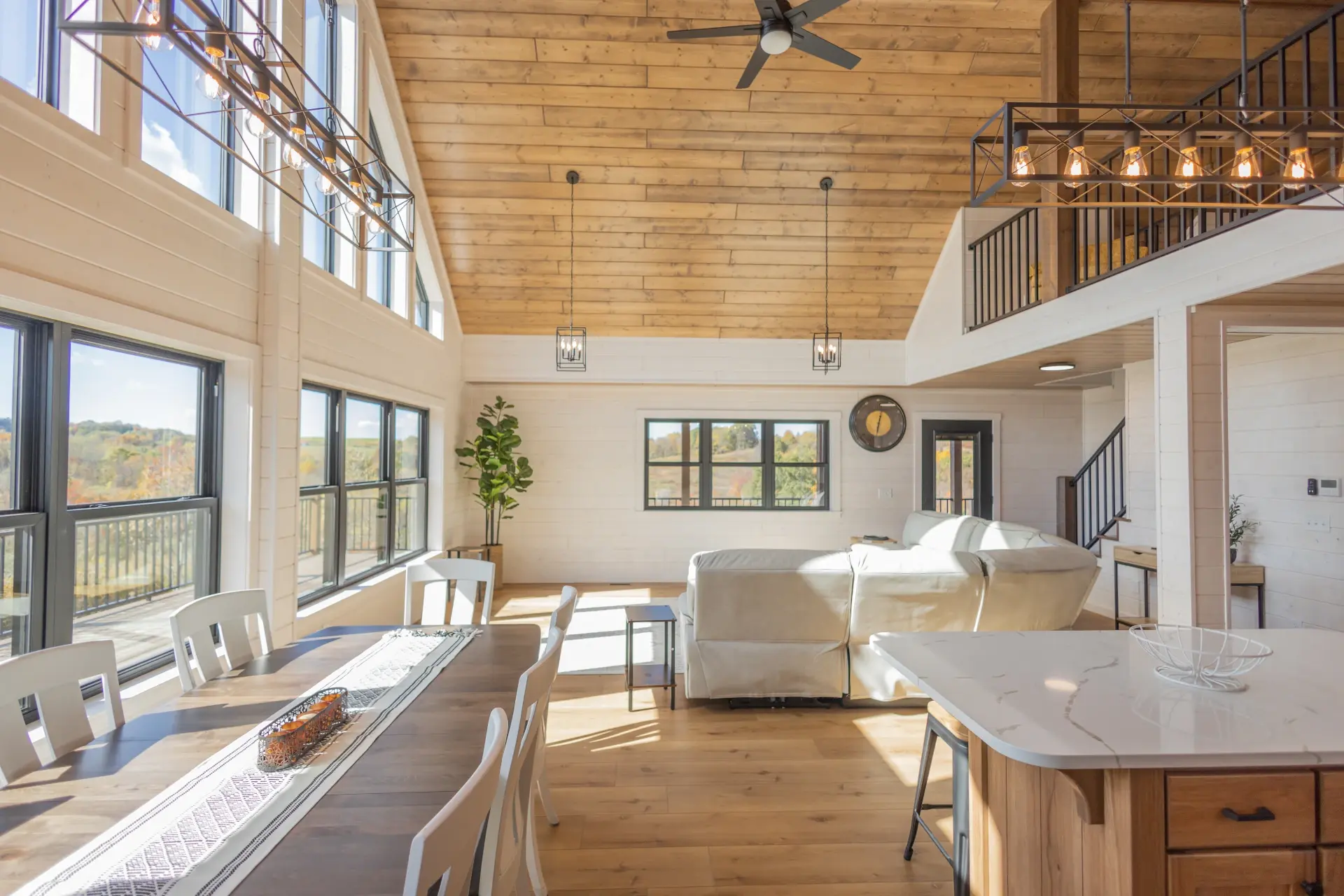 glacier modular home dining to living room