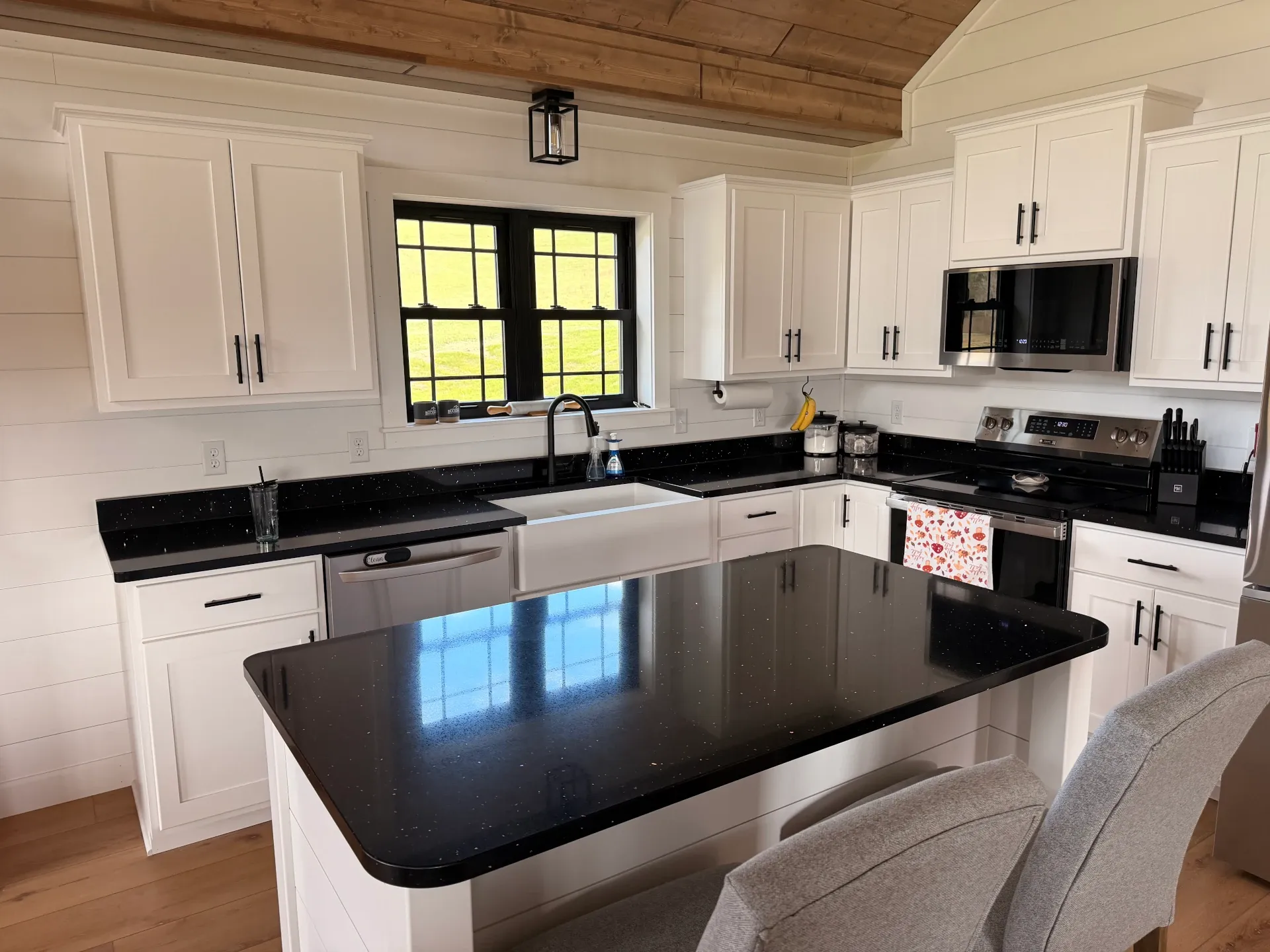 alpine lodge modulary home kitchen