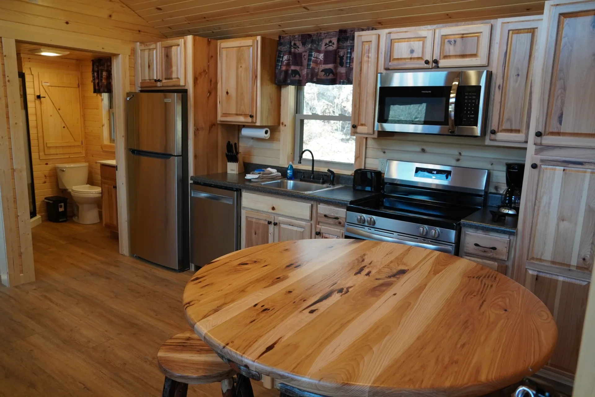 the aspen tiny home kitchen