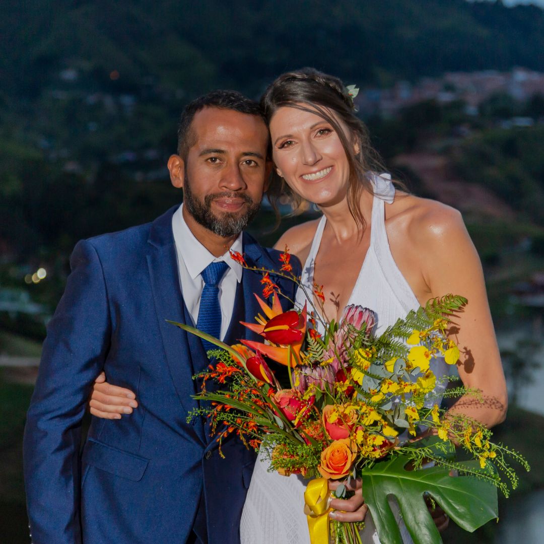 Rayna y Fabian - Destination wedding internacional Colombia testimonial pareja extranjera Madeira planner