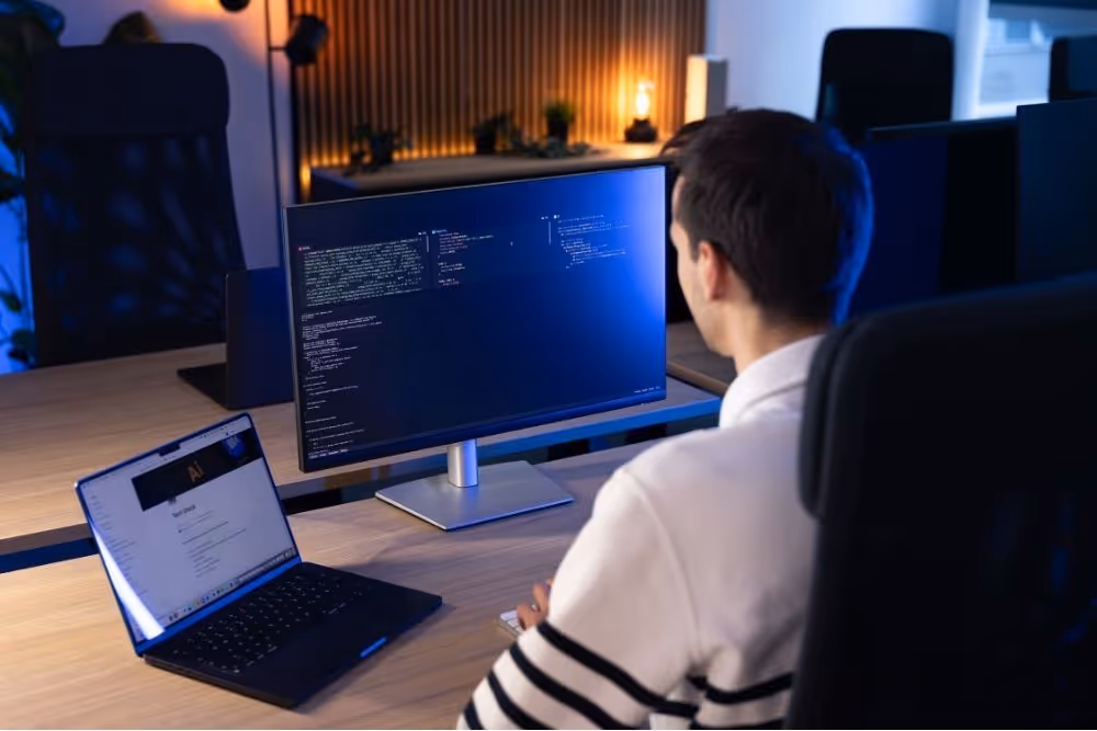 Programmieren mit KI: Wie Du mit Künstlicher Intelligenz Coden lernst
