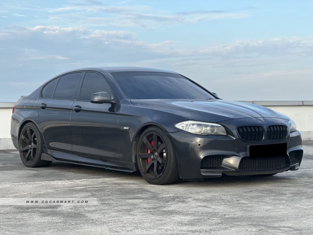 BMW 5 Series 523i (COE till 03/2031)