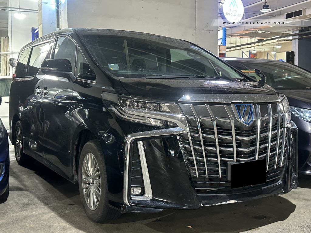 Toyota Alphard Hybrid 2.5A SR C-Package