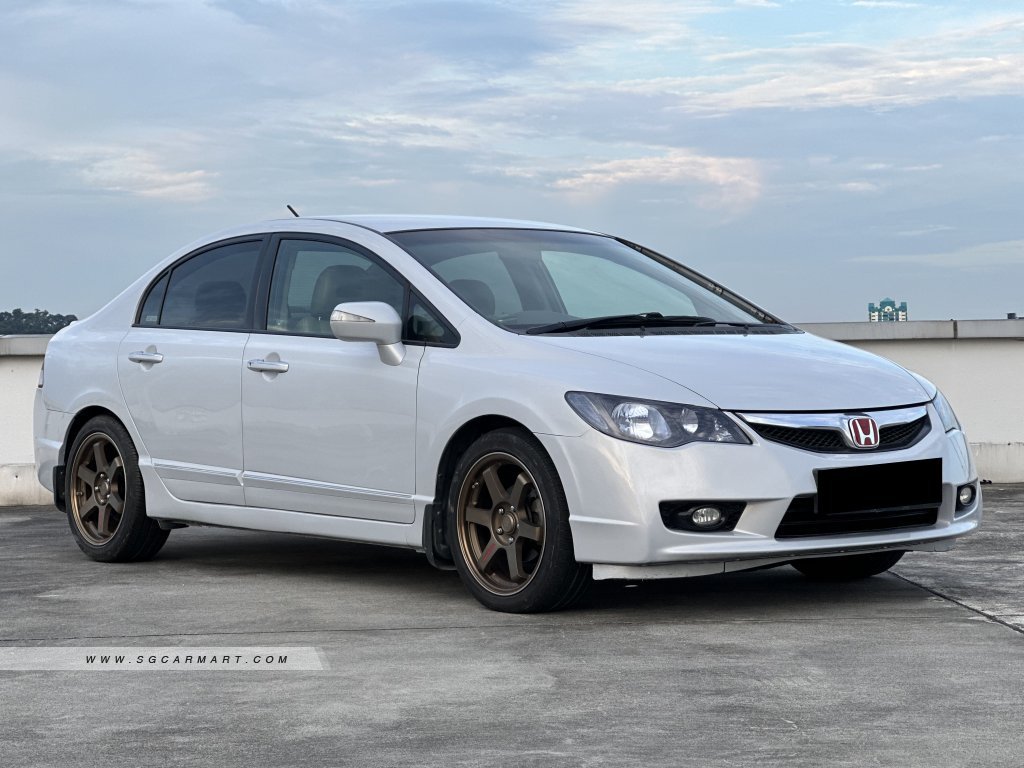 Honda Civic Hybrid 1.3A (COE till 01/2030)