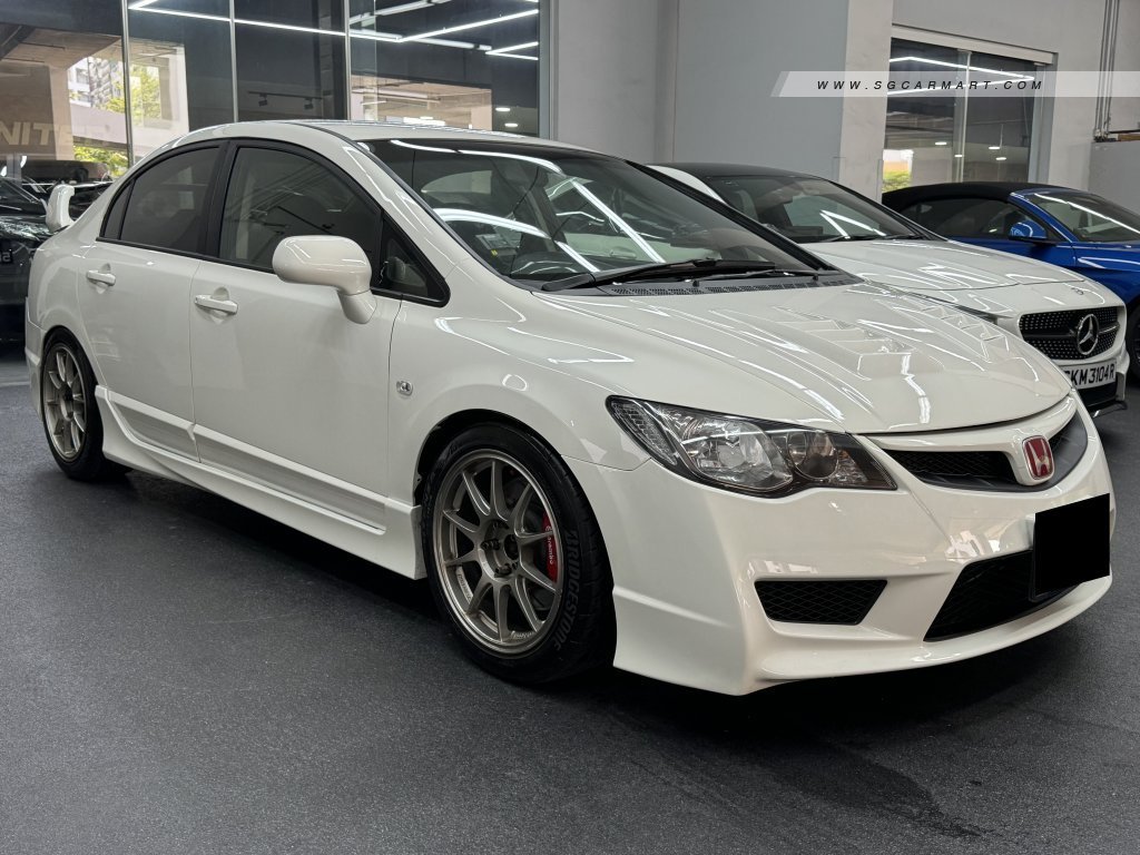 Honda Civic Type-R 2.0M (COE till 07/2028)
