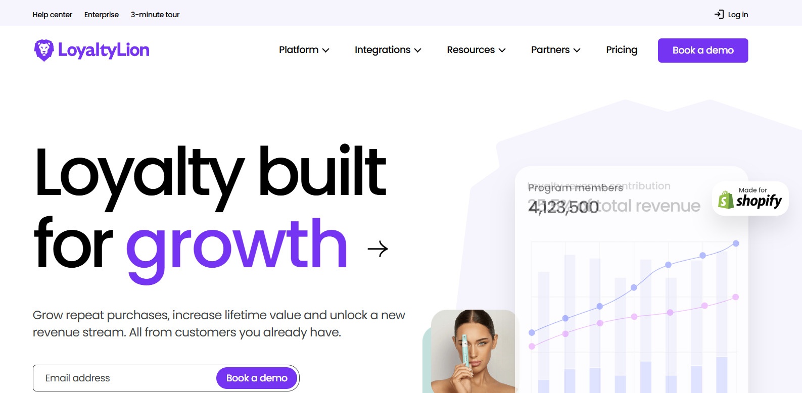 Screenshot of the homepage of LoyaltyLion.