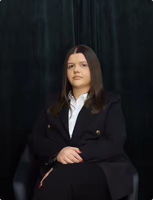 Anastasija Čabrić – saradnik, član tima advokatske kancelarije Aleksić